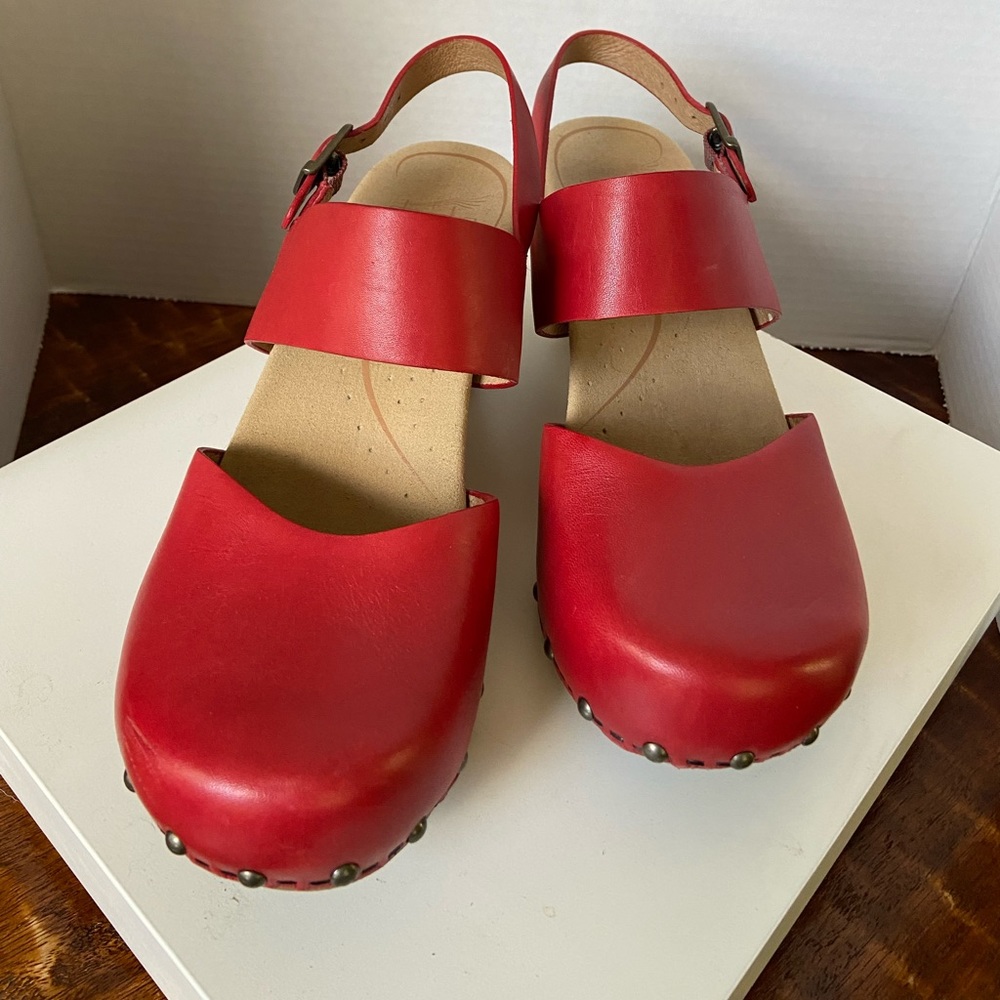 Dansko clogs size 38